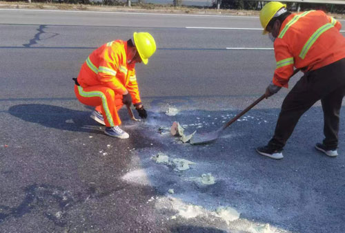 枣阳公路下沉注浆加固